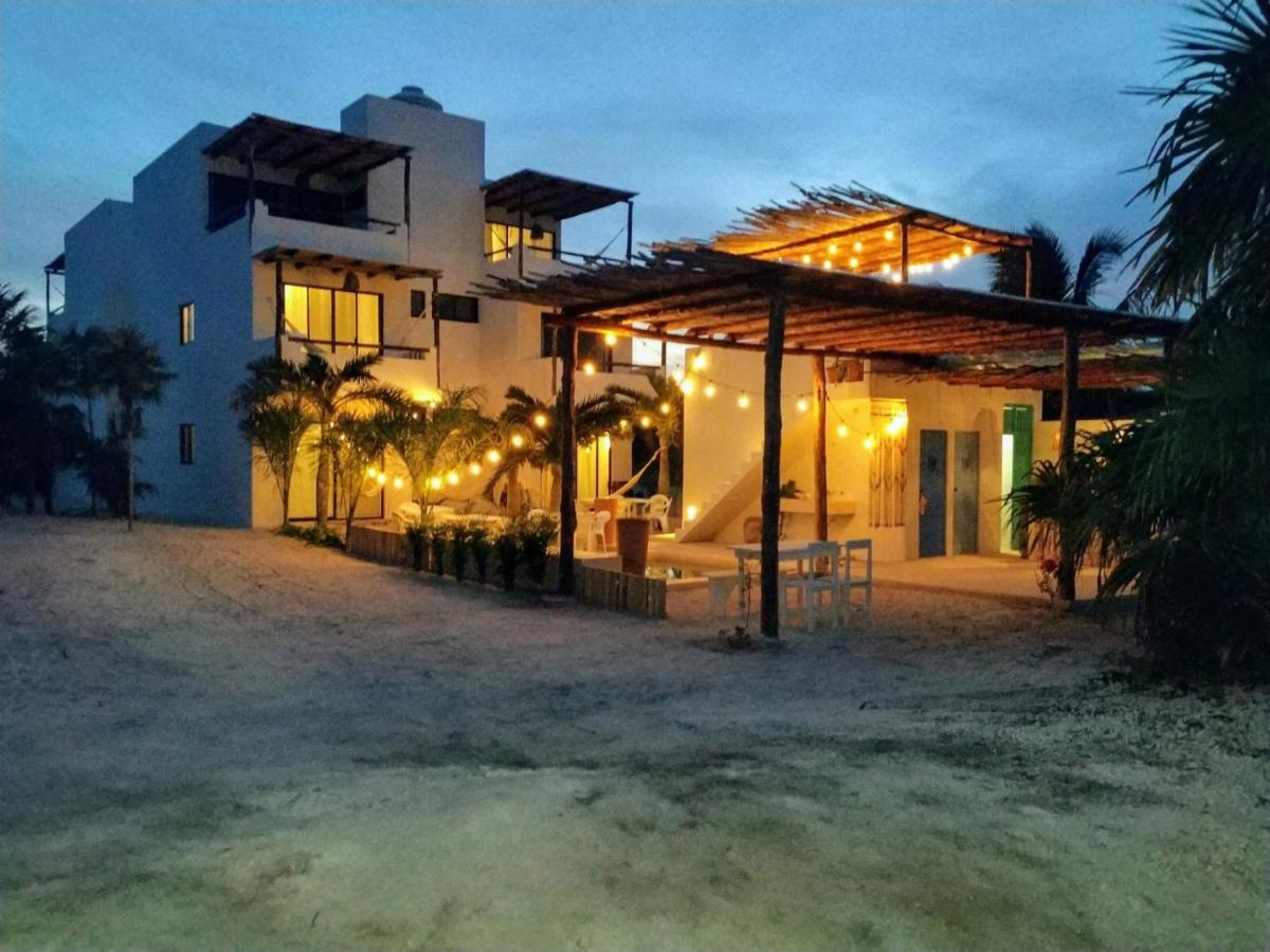 Lunarena Barefoot Hotel El Cuyo Exteriör bild