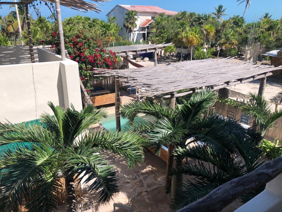 Lunarena Barefoot Hotel El Cuyo Exteriör bild