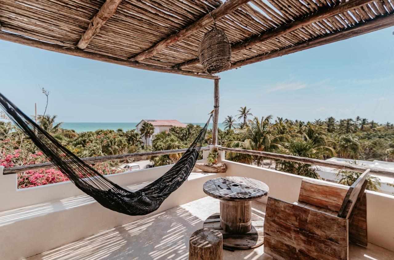 Lunarena Barefoot Hotel El Cuyo Exteriör bild